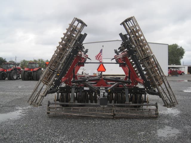 Image of Case IH 335VT equipment image 3