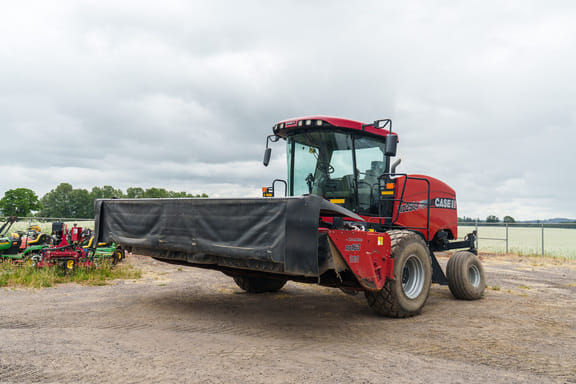 2018 Case IH WD2504 Equipment Image0