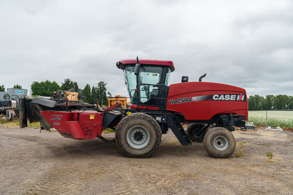 Image of Case IH WD2504 equipment image 1