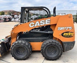 2018 Case SR175 Equipment Image0