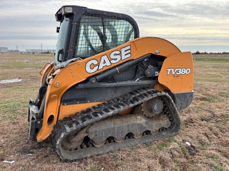 2018 Case TV380 Equipment Image0