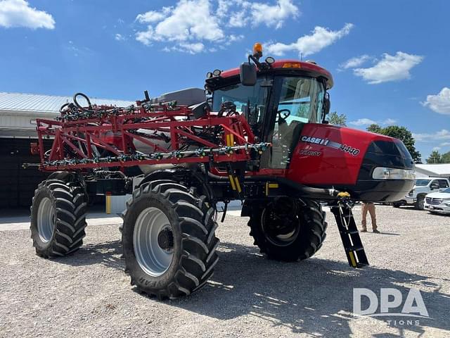 Image of Case IH Patriot 4440 equipment image 4