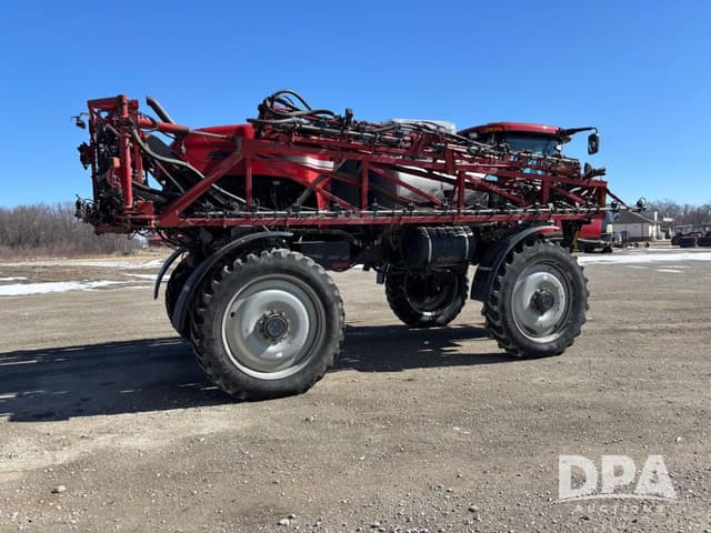 Image of Case IH Patriot 4440 equipment image 4