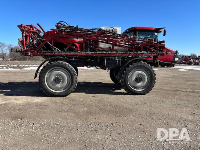 Image of Case IH Patriot 4440 equipment image 3