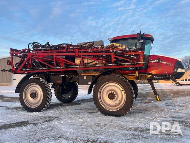 Image of Case IH Patriot 4440 equipment image 2