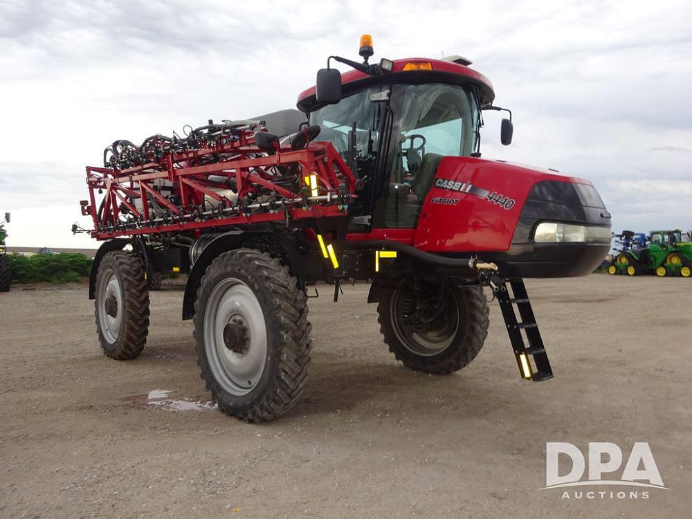 Image of Case IH Patriot 4440 Primary image