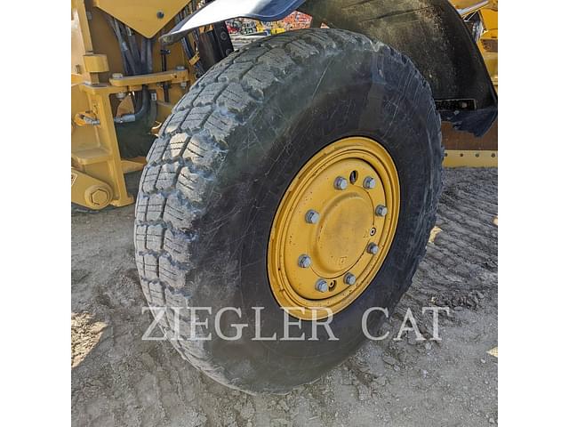 Image of Caterpillar 12M3 equipment image 4