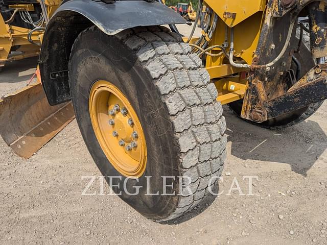 Image of Caterpillar 140M3 equipment image 4