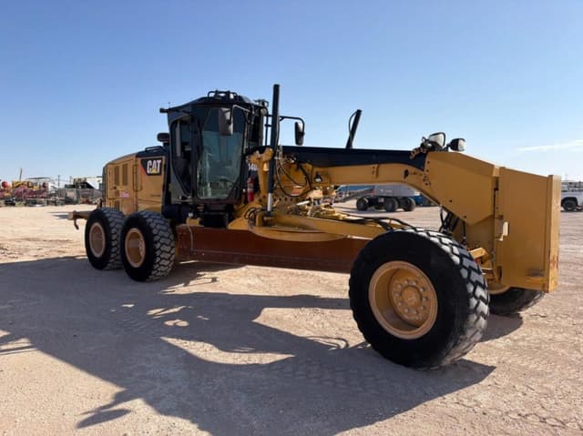 Image of Caterpillar 140M3 equipment image 3