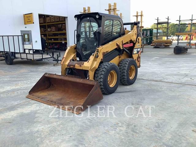 Image of Caterpillar 242D equipment image 1