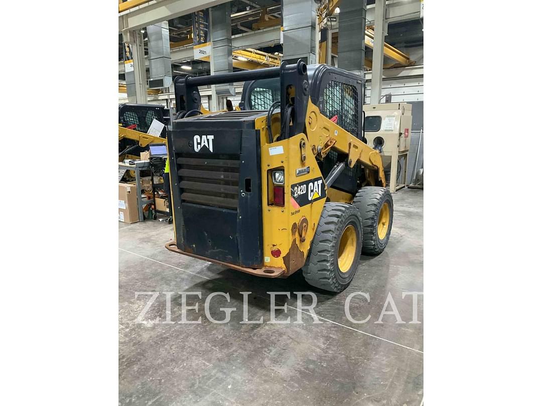 Image of Caterpillar 242D Primary image