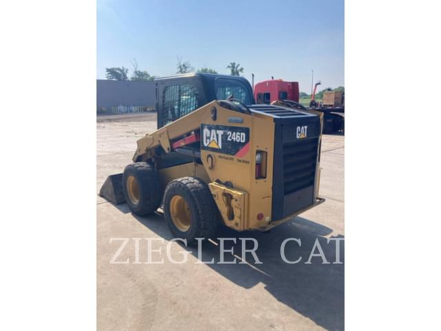 Image of Caterpillar 246D equipment image 2