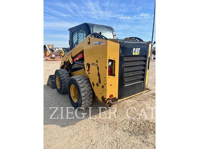 Image of Caterpillar 246D equipment image 4