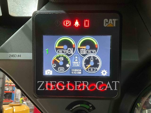 Image of Caterpillar 246D equipment image 4