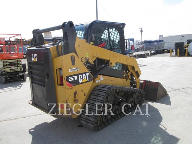 Image of Caterpillar 257D equipment image 4