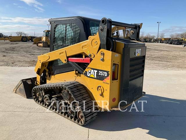 Image of Caterpillar 257D equipment image 2