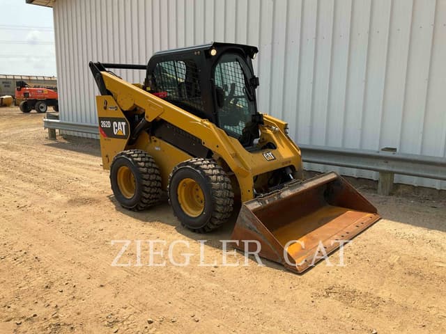 Image of Caterpillar 262D equipment image 1