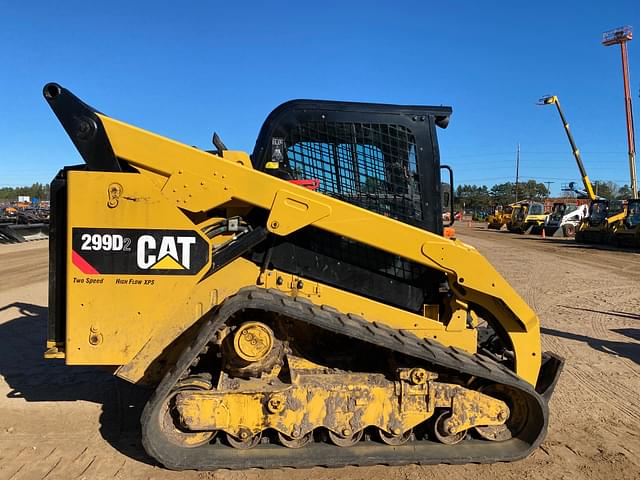 Image of Caterpillar 299D2 equipment image 3