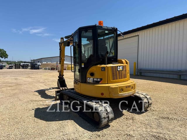 Image of Caterpillar 305.5E2 equipment image 3