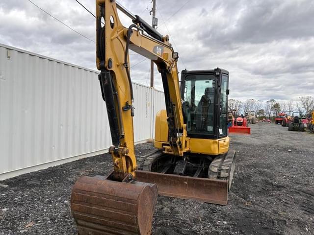 Image of Caterpillar 305.5E2 equipment image 3