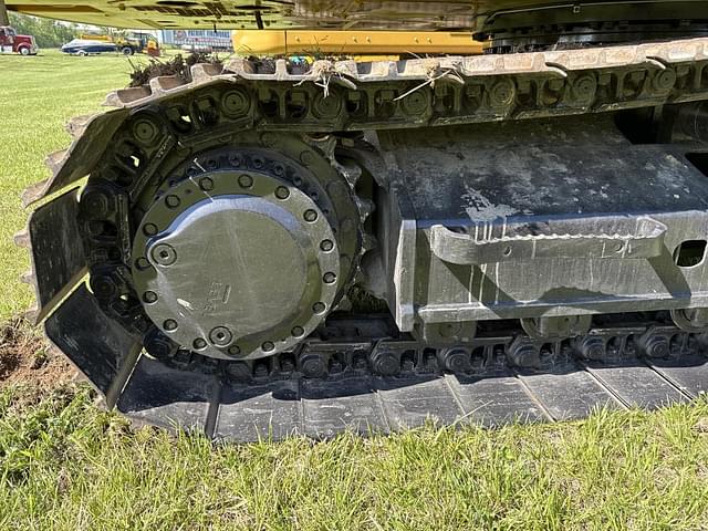 Image of Caterpillar 320GC equipment image 2