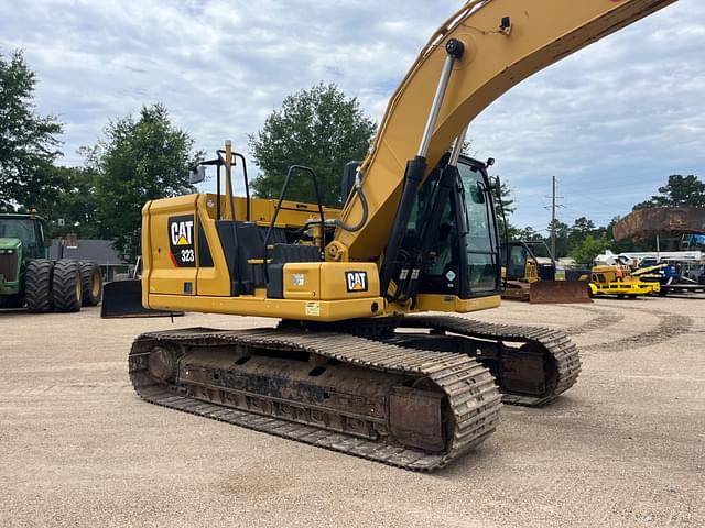 Image of Caterpillar 323 equipment image 2