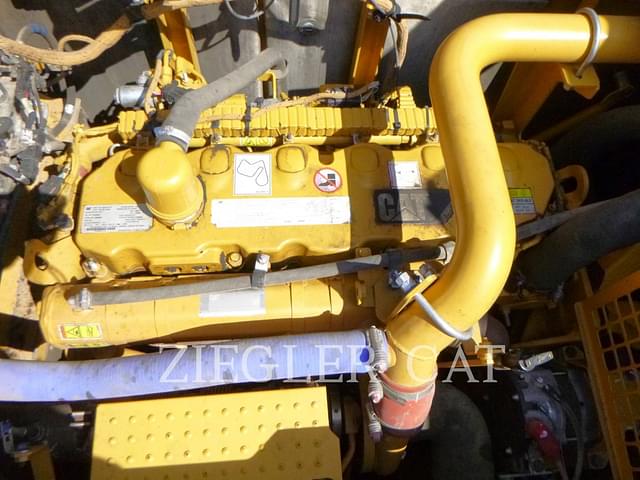Image of Caterpillar 336FL equipment image 3