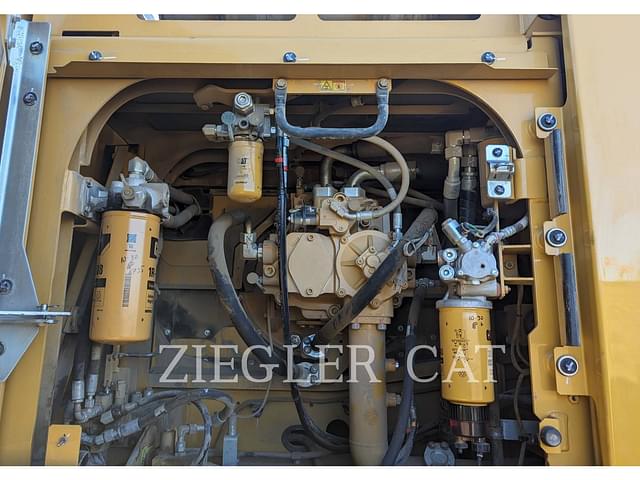 Image of Caterpillar 349FL equipment image 1