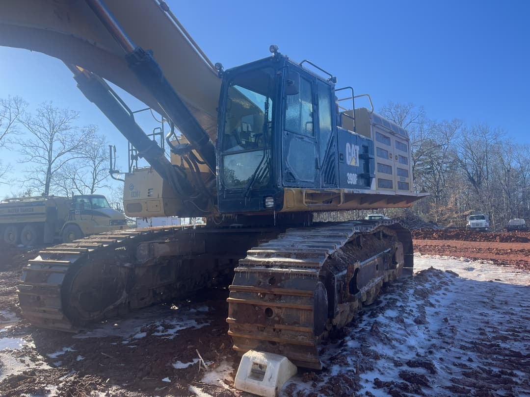 Image of Caterpillar 390FL Primary image