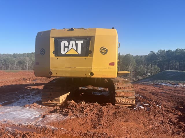 Image of Caterpillar 390FL equipment image 2