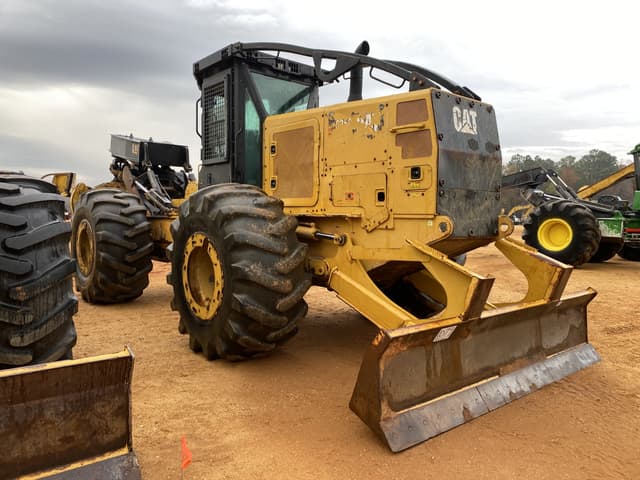 Image of Caterpillar 535D equipment image 3