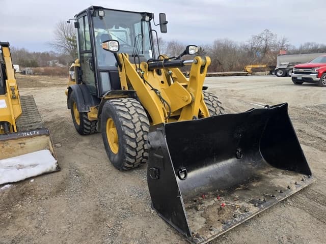 Image of Caterpillar 906M equipment image 3