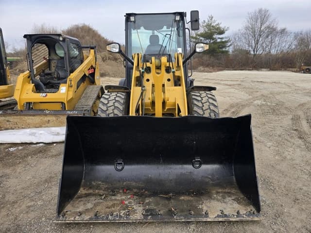 Image of Caterpillar 906M equipment image 2