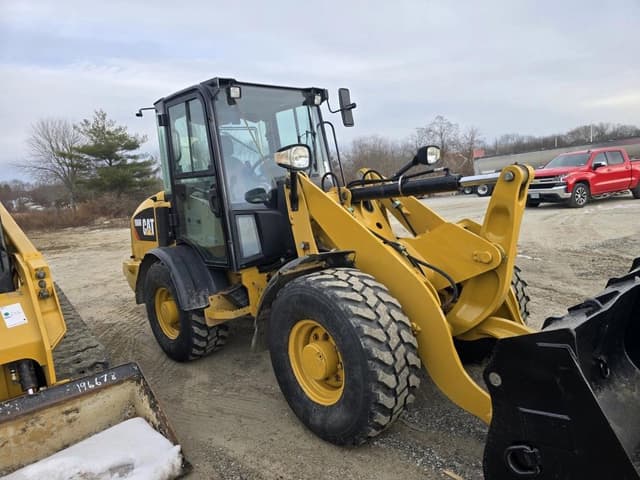 Image of Caterpillar 906M equipment image 4