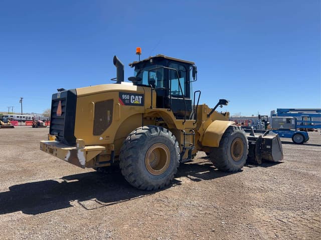 Image of Caterpillar 950GC equipment image 2