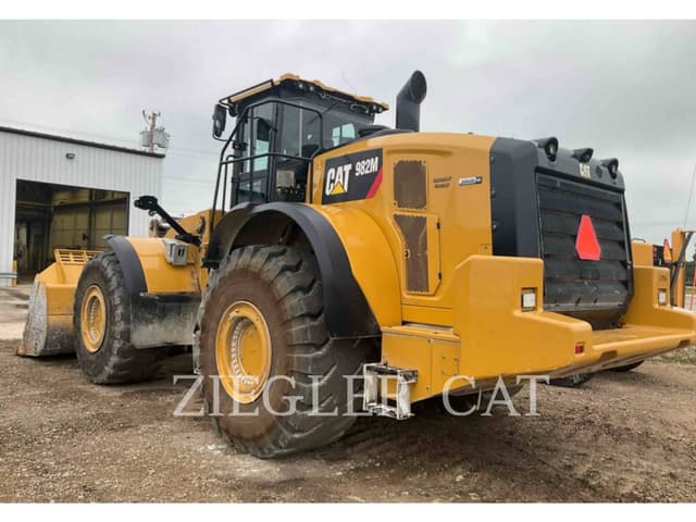 Image of Caterpillar 982M equipment image 3