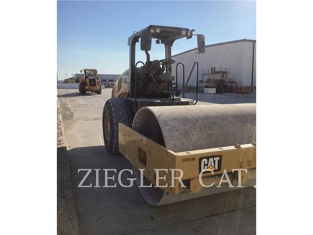 Image of Caterpillar CS56B equipment image 2