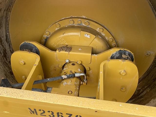 Image of Caterpillar CS56B equipment image 4