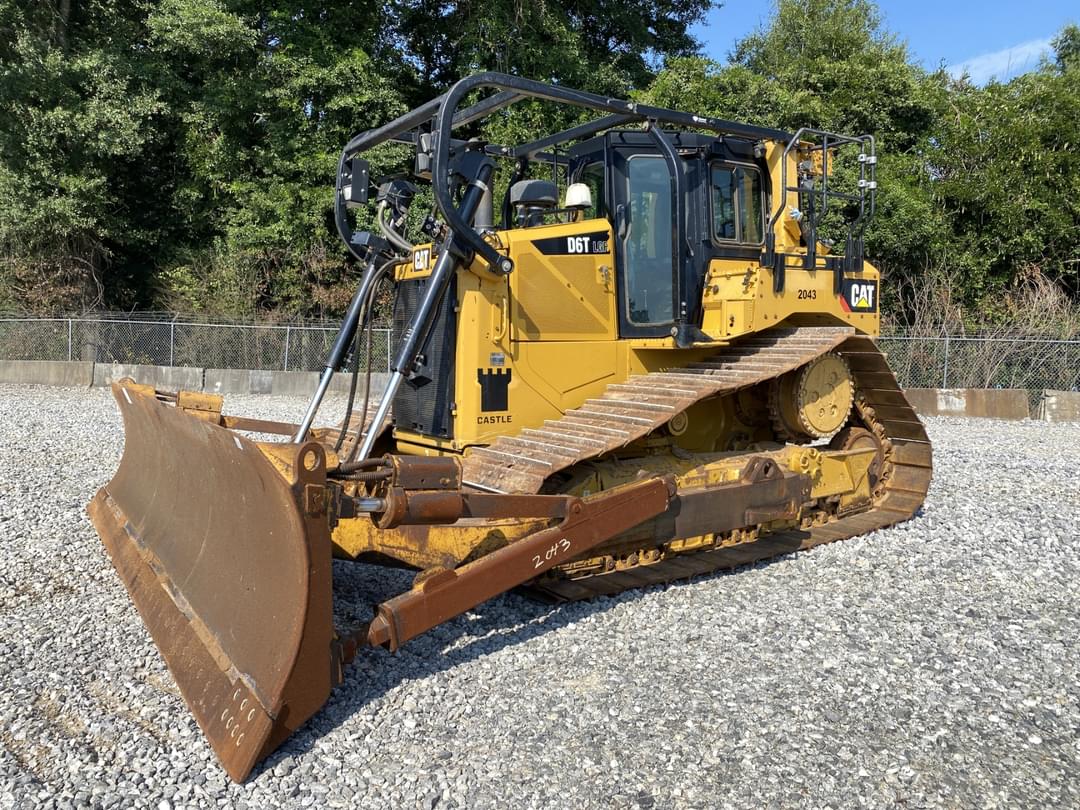 Image of Caterpillar D6T LGP Primary image