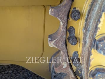 Main image Caterpillar D6T LGP