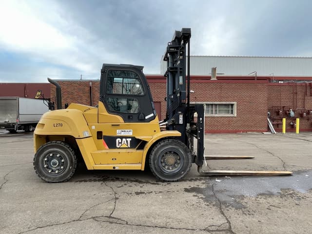 Image of Caterpillar DP135 equipment image 3