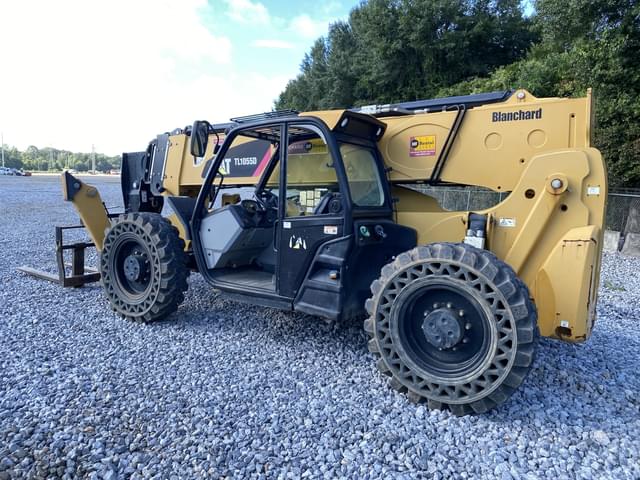Image of Caterpillar TL1055D equipment image 1