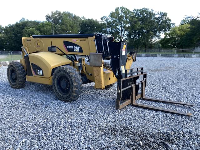 Image of Caterpillar TL1055D equipment image 3