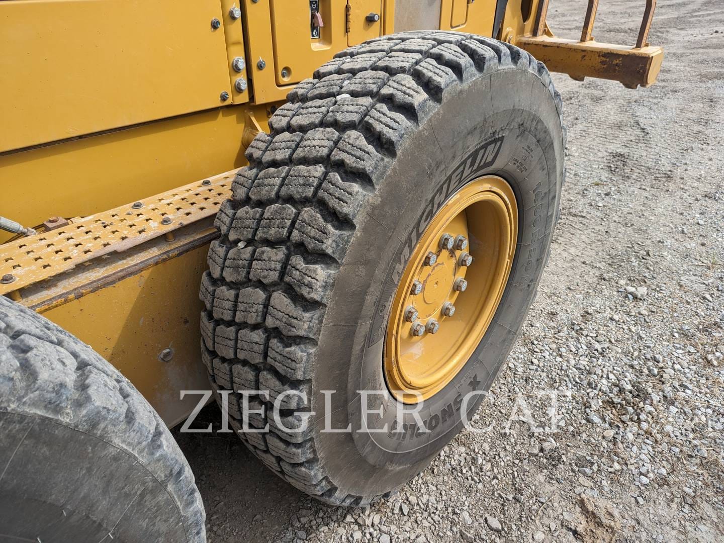 Main image Caterpillar 12M3