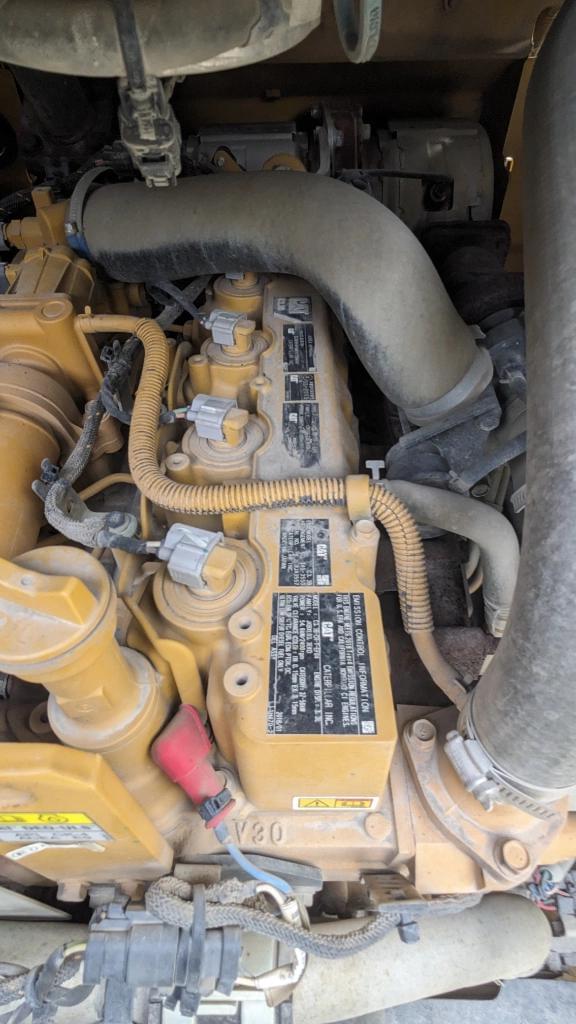 Image of Caterpillar 262D equipment image 2
