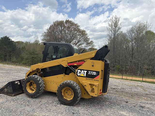 Image of Caterpillar 272D2 equipment image 3