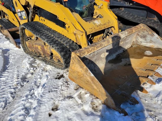 Image of Caterpillar 299D2 equipment image 2