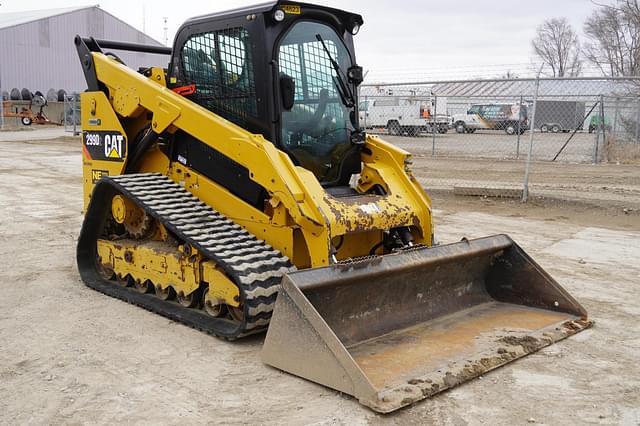 Image of Caterpillar 299D2 equipment image 4