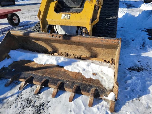 Image of Caterpillar 299D2 XHP equipment image 2