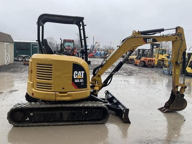 Image of Caterpillar 303.5E2 equipment image 4